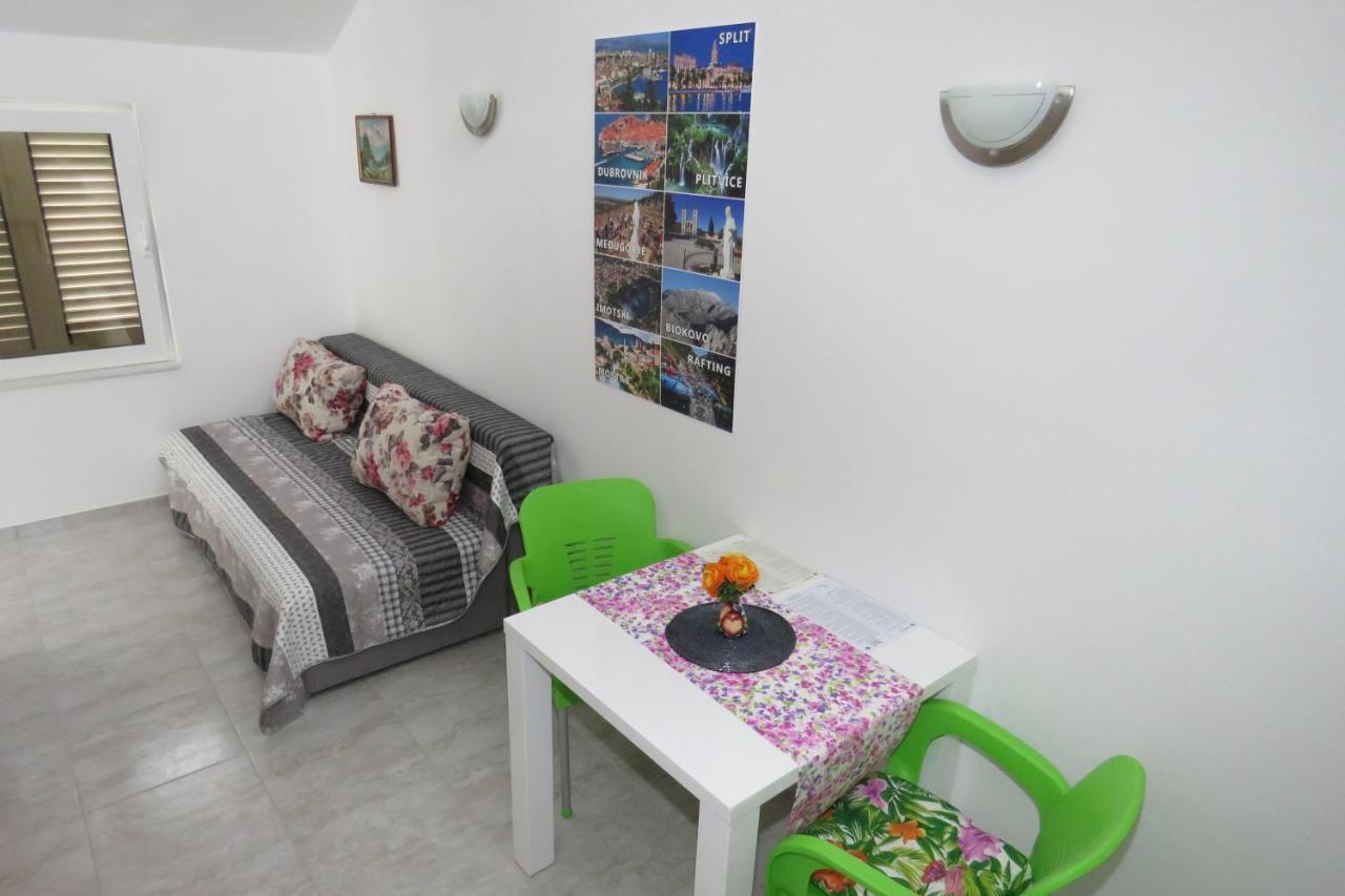 Apartments Caleta Башка-Вода Екстер'єр фото