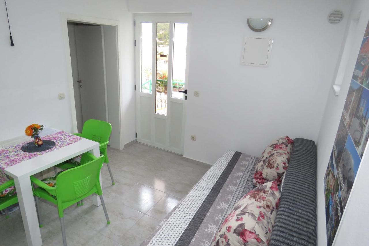 Apartments Caleta Башка-Вода Екстер'єр фото